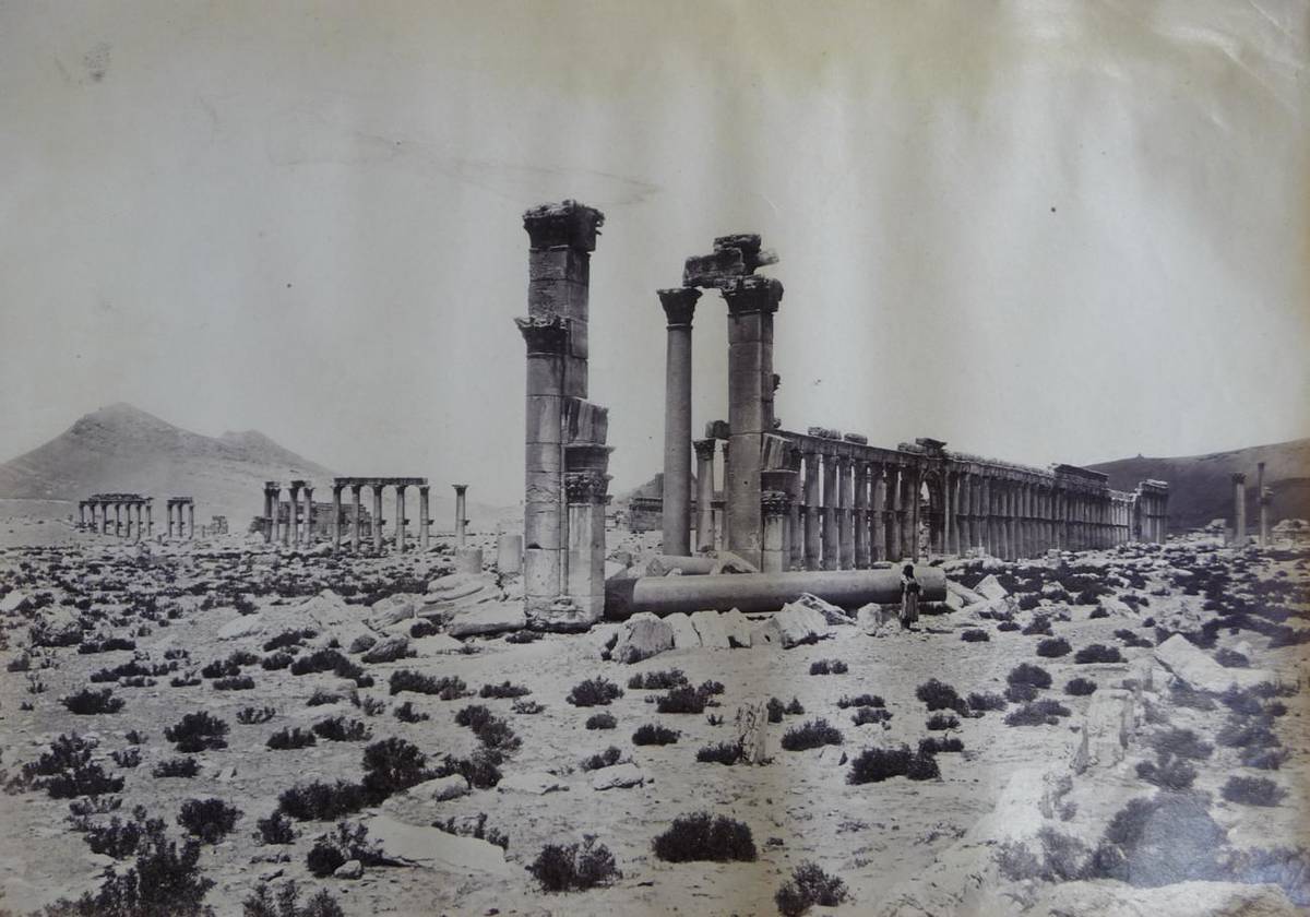 Lot 103 - Good (Frank Mason)  A collection of approx 80 early photographs depicting Egypt and Palestine,...