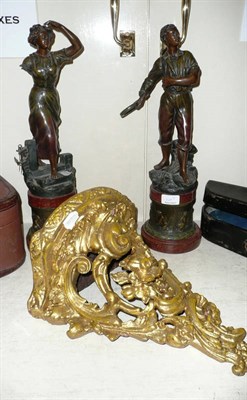 Lot 109 - Pair of spelter figures and a gilt wall bracket