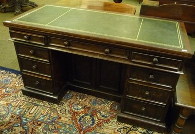Lot 603 - Victorian desk with leather insert
