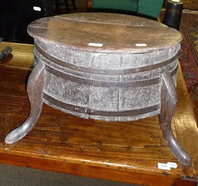 Lot 610 - An oak coopered wine cooler