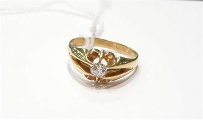 Lot 9 - An 18ct gold diamond set ring