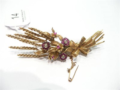 Lot 14 - An 18ct gold ruby and diamond wheatsheaf brooch (a.f.)