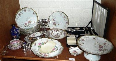 Lot 170 - A quantity of china and plated wares