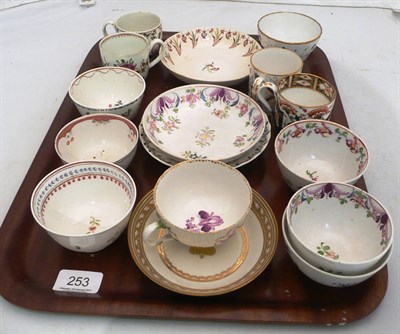 Lot 253 - A tray of assorted 18th century porcelain saucers, teabowls, coffee cans etc