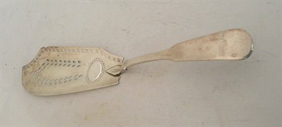 Lot 567 - Fish slice, London 1805