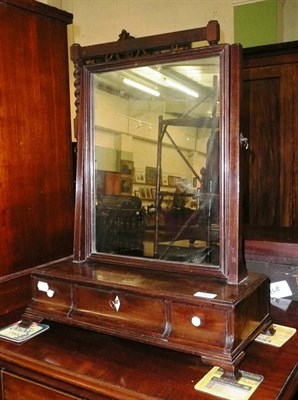 Lot 785 - 18th century mahogany dressing table mirror