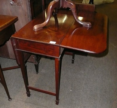 Lot 940 - 19th century rectangular drop leaf table