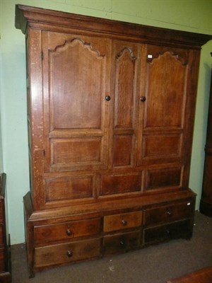 Lot 963 - Large oak press cupboard