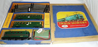 Lot 1000 - A Boxed French Hornby 'O' Gauge 'Le Mistral' Electric Passenger Set O B B V, containing S.N.C.F...