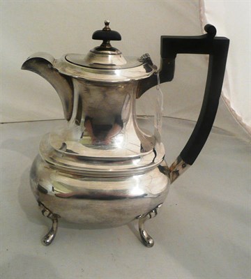 Lot 6 - A Walker & Hall silver coffee pot, 23oz approximate weight