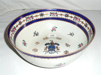 Lot 208 - A Sampson armorial bowl