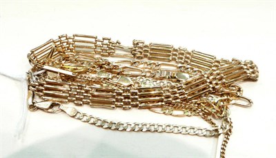 Lot 425 - Five 9ct gold bracelets