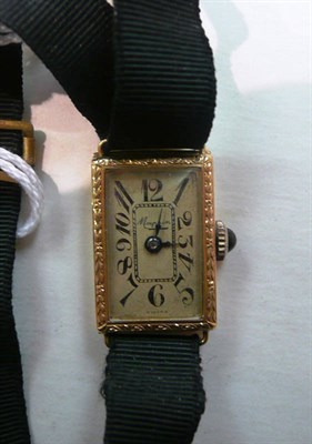 Lot 430 - A lady's wristwatch stamped '18k'