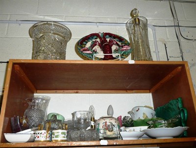 Lot 506 - Sundry ceramics including a Mintons bowl, majolica lobster dish, cut glassware, etc