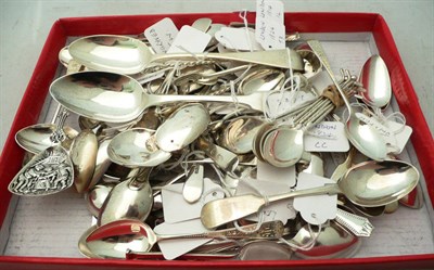 Lot 533 - A quantity of silver spoons, 40oz approximate weight