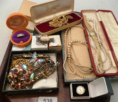 Lot 538 - Assorted costume jewellery, including; rings, gold plated jewellery, watches, simulated pearls etc.