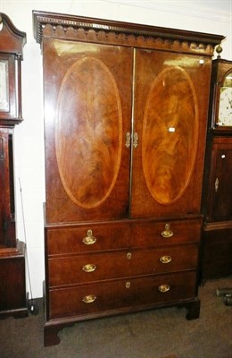 Lot 688 - George III mahogany linen press