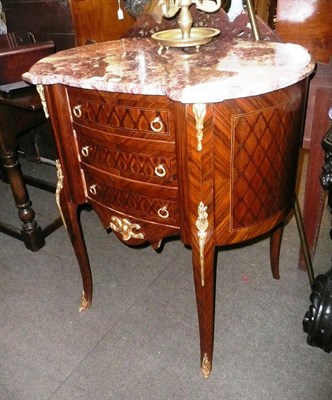 Lot 765 - Marble-top commode