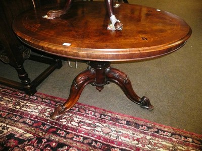 Lot 819 - Victorian burr walnut breakfast table