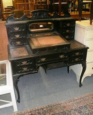 Lot 983 - Writing desk