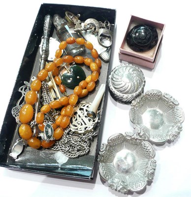 Lot 128 - A small quantity of silver items etc including a fruit knife, two salts, a pill box and amber beads