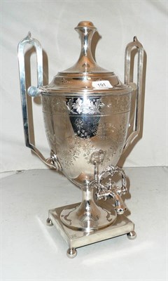 Lot 191 - Electroplate tea urn