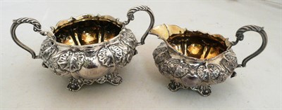 Lot 255 - Silver milk jug and silver bowl, 18ozs approx