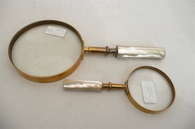 Lot 263 - Two magnifying glasses