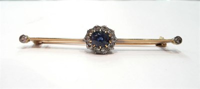 Lot 307 - Gold and sapphire bar brooch