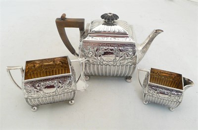 Lot 322 - Victorian silver three piece bachelors tea set, 16.5oz