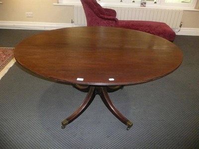 Lot 620 - Regency mahogany oval breakfast table