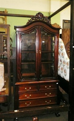 Lot 779 - Reproduction French style cabinet on chest