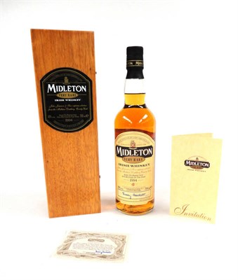 Lot 1061 - Middleton Very Rare 1994, bottle No. 3701, 70Cl., 40% Vol., complete with original wooden box...