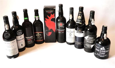 Lot 1095 - Warre's, Vintage Port, 1980, Sandeman, Vintage Port, 1977, Graham's, Vintage Port, 1980, and...