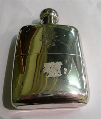 Lot 1 - A silver hip flask with pull-off cup, 7oz approx