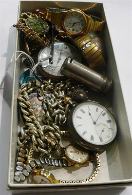 Lot 31 - A quantity of watches, costume jewellery etc
