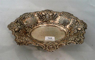 Lot 144 - A silver presentation bowl dated 1944, 9.5oz approx