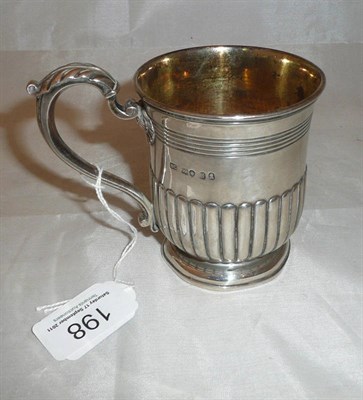 Lot 198 - A silver lobed mug, 6oz approx