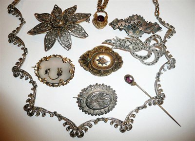 Lot 7 - A collection of Victorian white and yellow metal jewellery