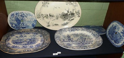 Lot 68 - Three 19th century meat plates and four blue and white meat plate drainers *