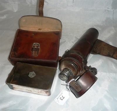 Lot 73 - Leather hip flask and a plated sandwich box in fitted case