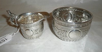 Lot 153 - A Victorian silver milk jug and matching sugar bowl, 3.6oz  #