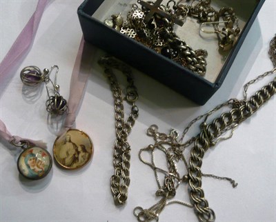 Lot 242 - Assorted amethyst, silver and other jewellery