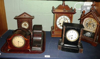 Lot 271 - Seven assorted mantel clocks *