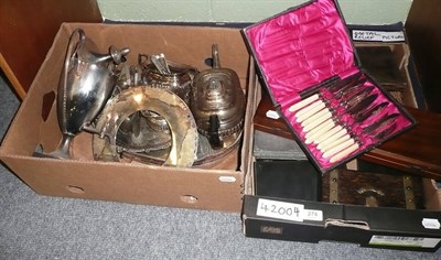 Lot 274 - Two boxes of plated flatware, silver plated items and silver mounted carvers *