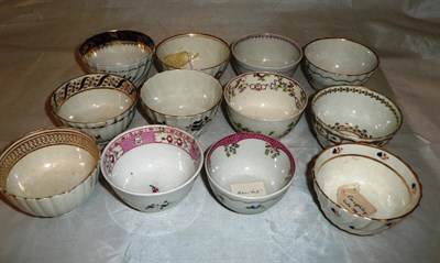 Lot 314 - Twelve assorted 18th century tea bowls, including Newhall of Caughley *