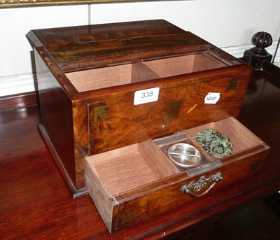 Lot 338 - Brass inlaid humidor