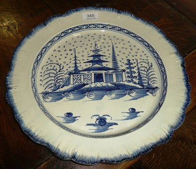 Lot 345 - Late 18th century pearlware plate with feather edging decorated with a pagoda