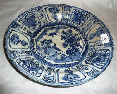 Lot 48 - 17th century tin glazed blue and white plate