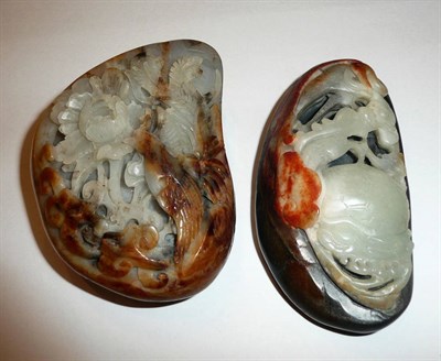 Lot 103 - A Chinese carved jade floral small boulder carving and another of a turtle shell